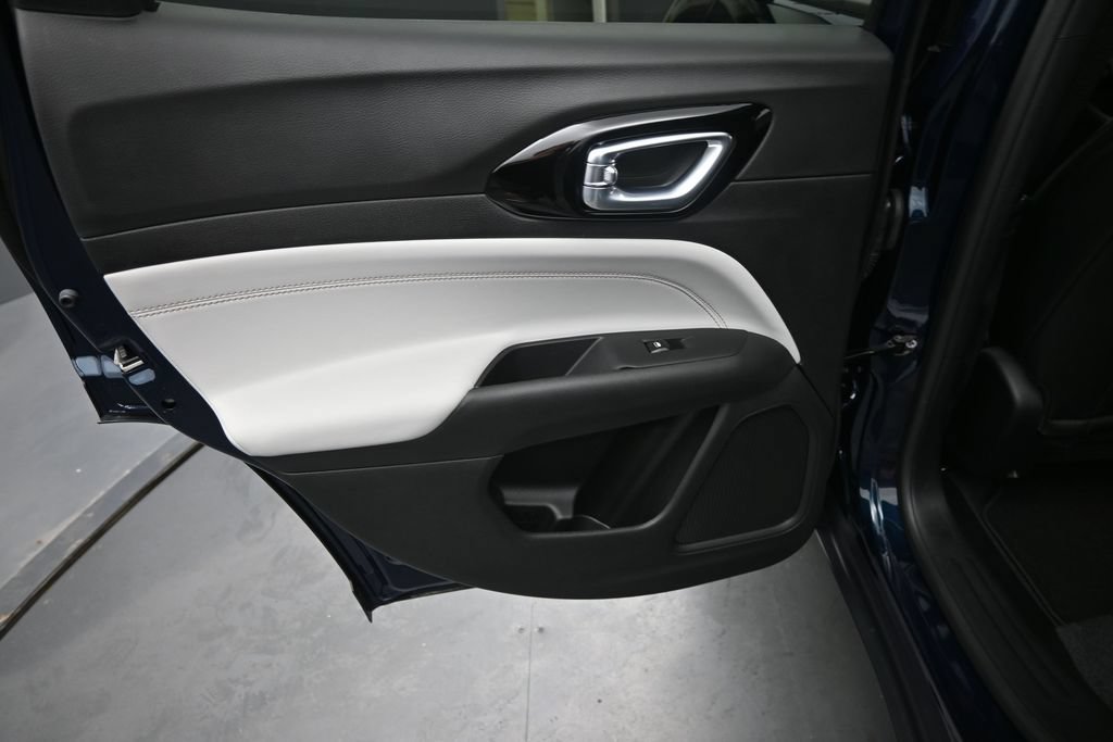New 2026 Jeep Compass Limited AWD/4WD image 16