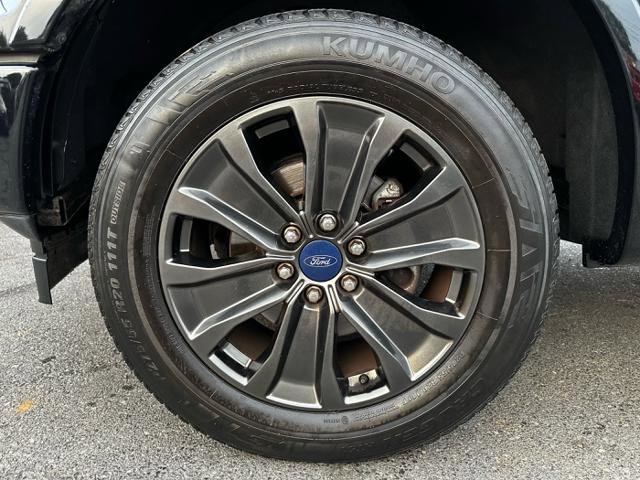 Used 2018 Ford F150 Lariat w/ Equipment Group 502A Luxury image 24