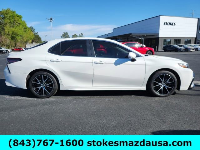 Used 2024 Toyota Camry SE FWD image 6