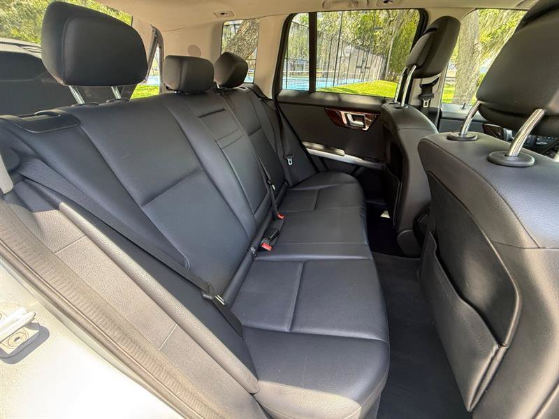 Used 2014 Mercedes-Benz GLK 250 BlueTEC 4MATIC image 15
