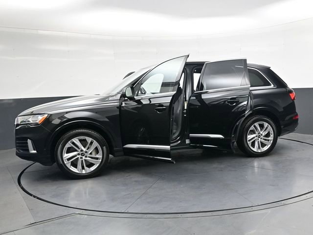 Used 2023 Audi Q7 3.0T Premium Plus image 36