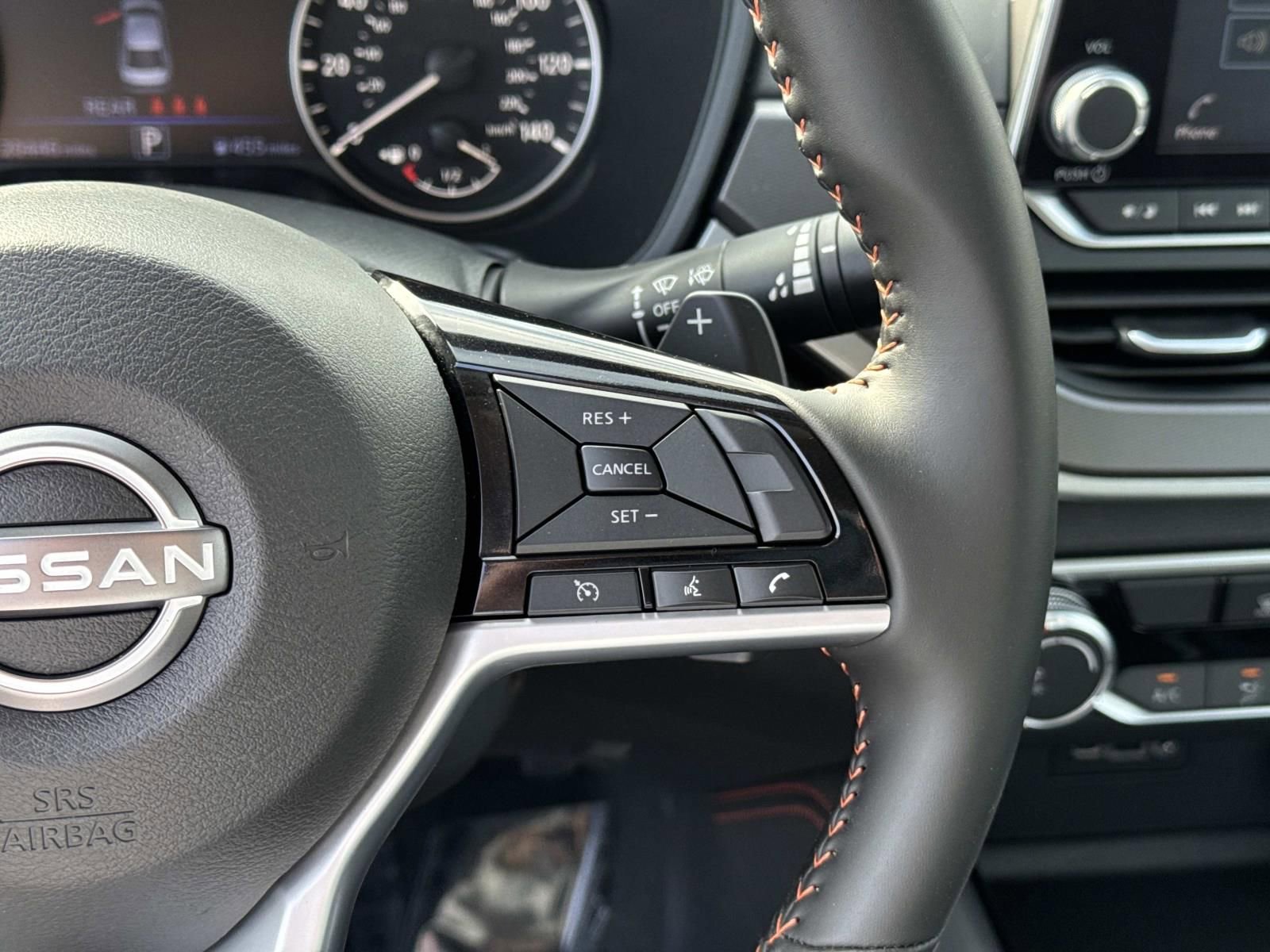 Used 2025 Nissan Altima 2.5 SR image 23