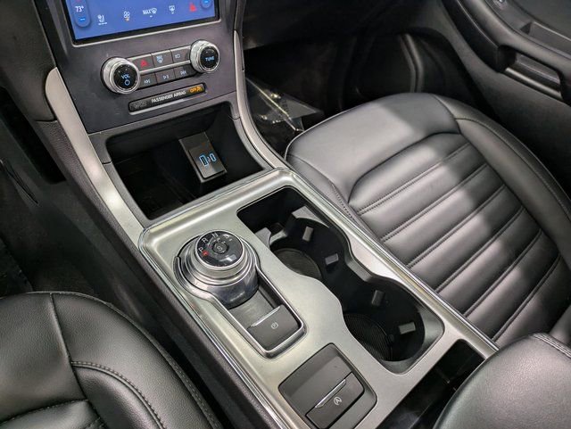 Used 2022 Ford Edge SEL w/ Convenience Package image 14