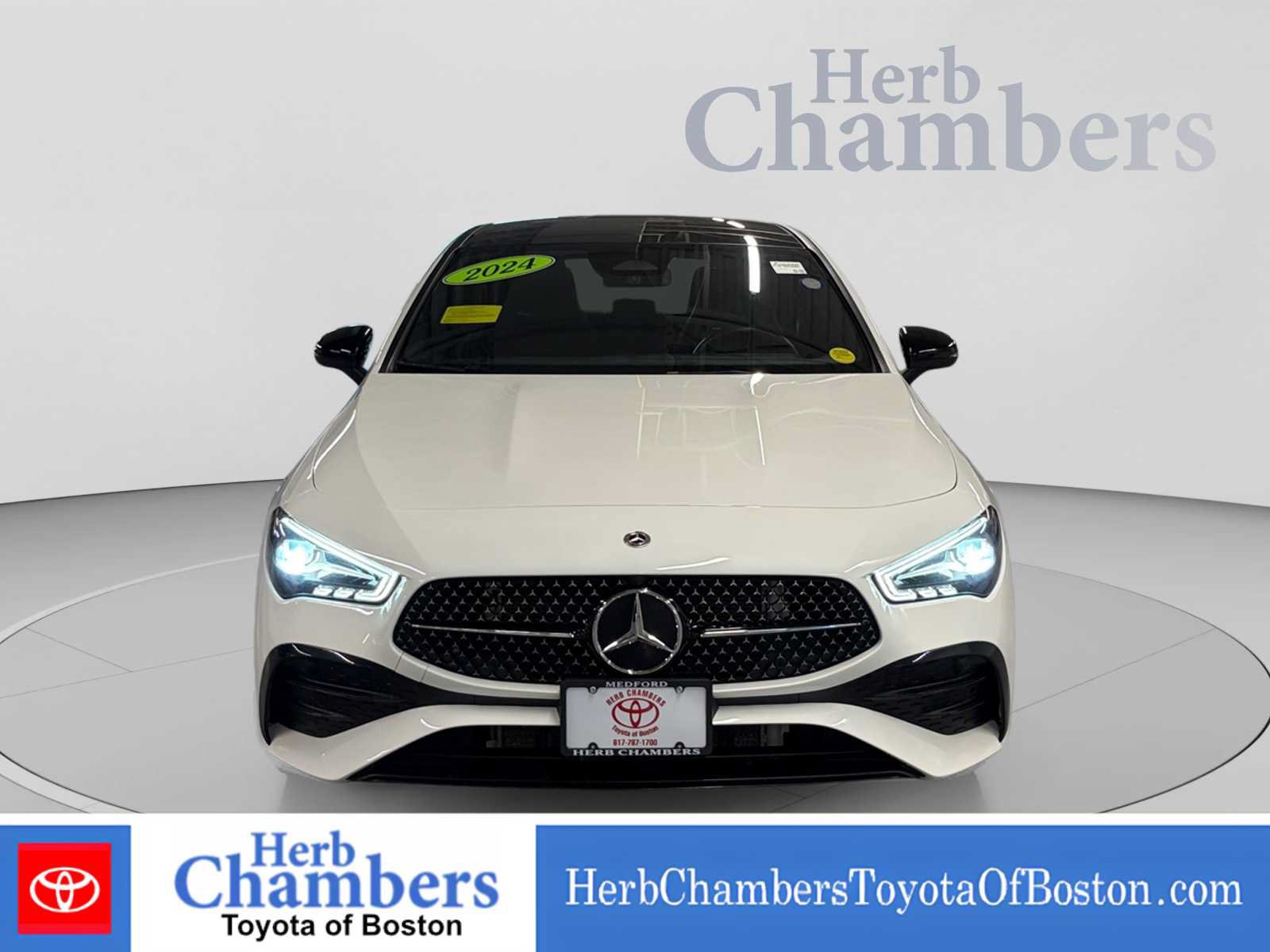 Used 2024 Mercedes-Benz CLA 250 4MATIC image 2