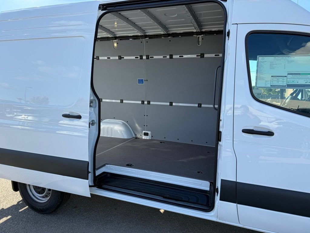 New 2026 Mercedes-Benz Sprinter 2500 image 24