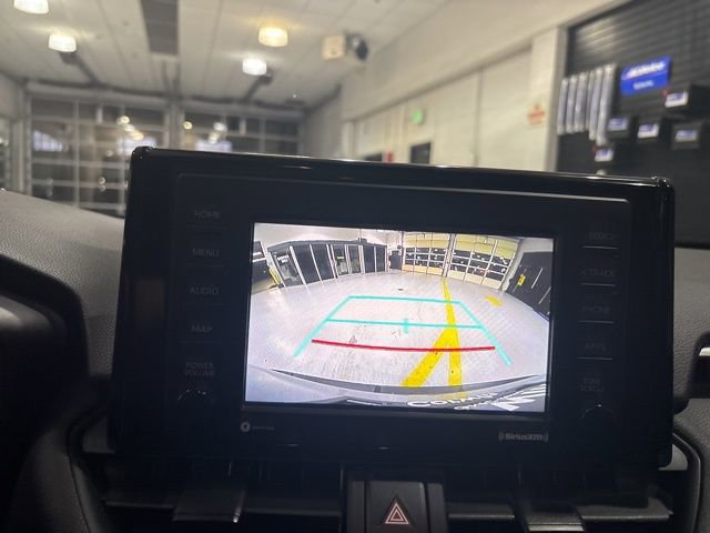 Used 2022 Toyota RAV4 XLE image 25