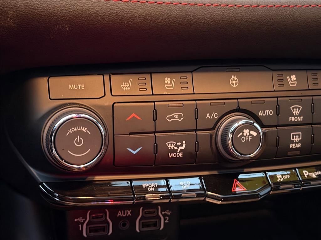 Used 2025 Dodge Durango R/T image 23