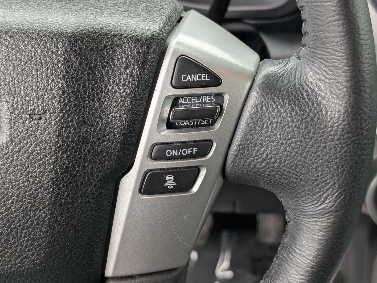 Used 2020 Nissan Titan SV w/ SV Convenience Package AWD/4WD image 22