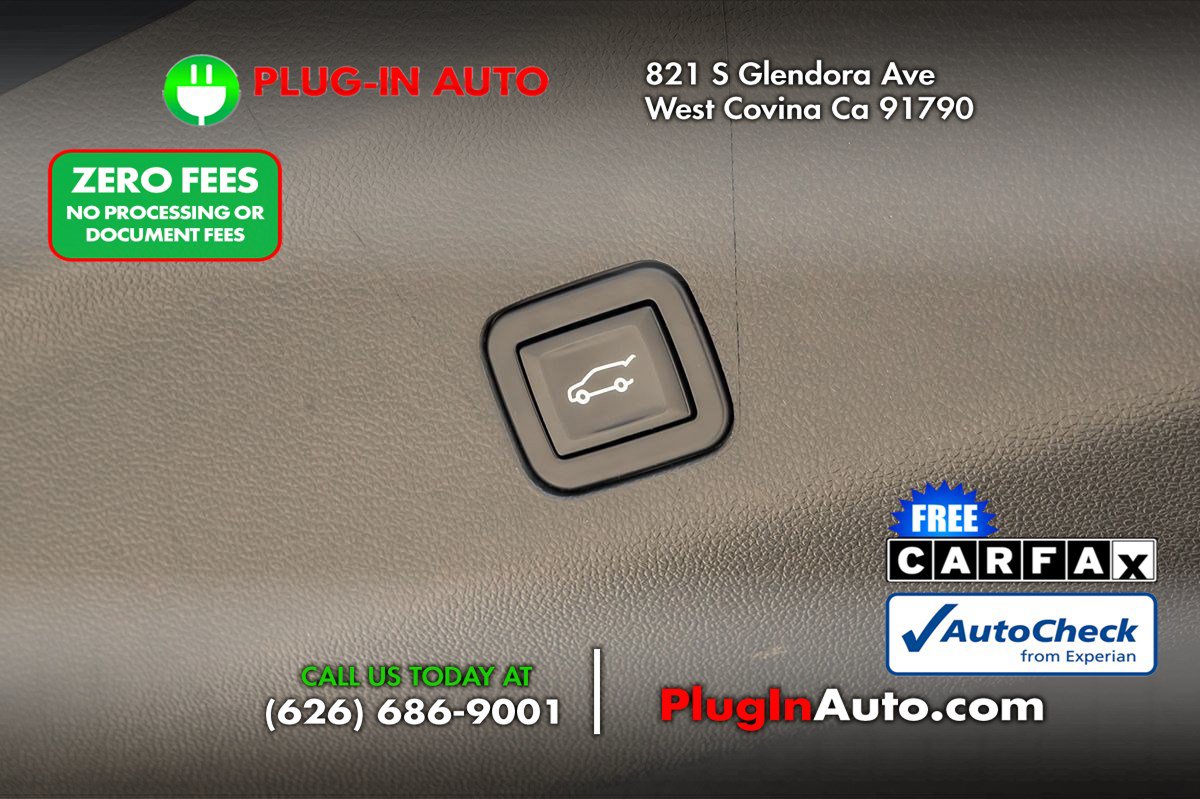 Used 2023 Cadillac Escalade Sport w/ Touring Package AWD/4WD image 15