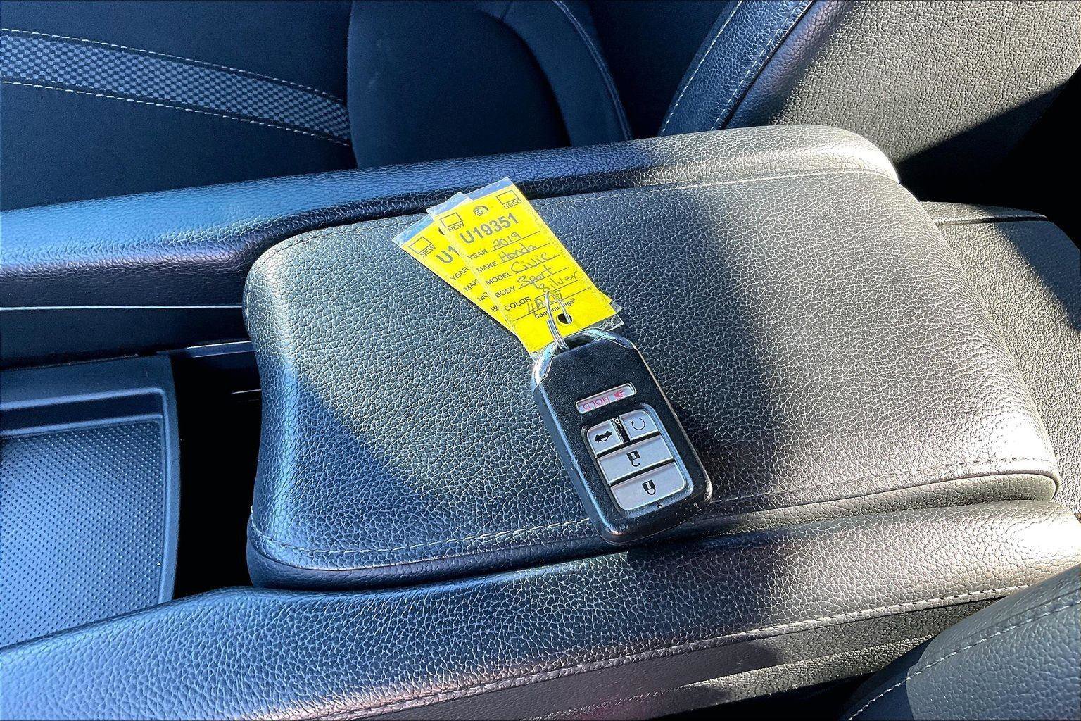 Used 2019 Honda Civic Sport image 11