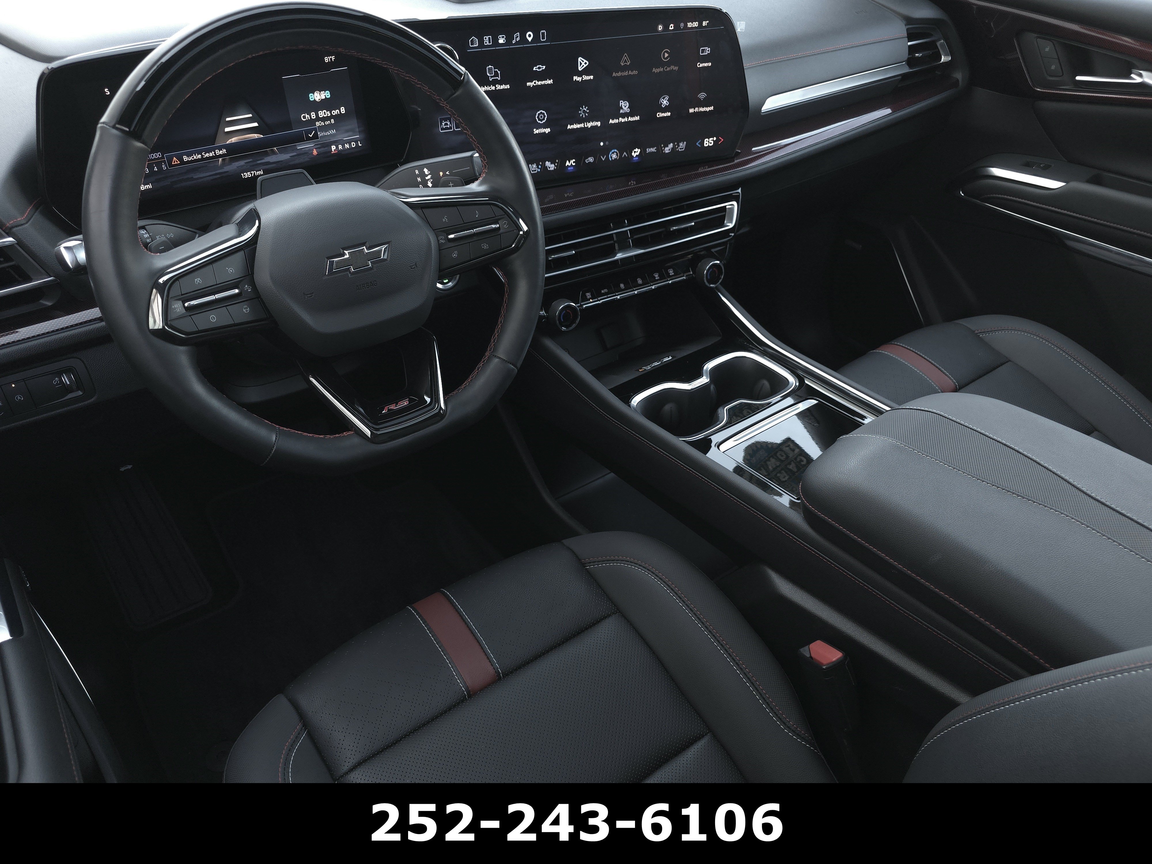 Used 2026 Chevrolet Traverse RS FWD image 15
