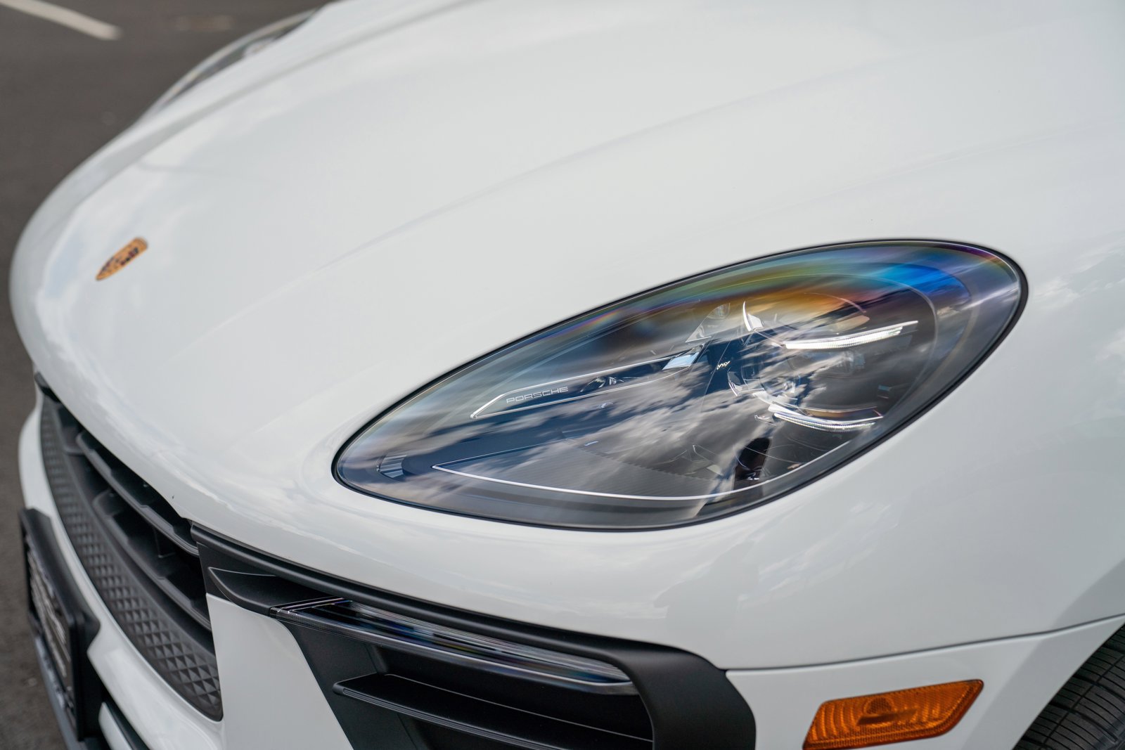 Certified 2026 Porsche Macan AWD/4WD image 30