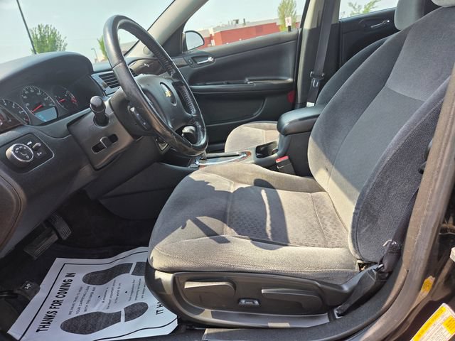 Used 2014 Chevrolet Impala LT w/ LT Sunroof Package FWD image 16
