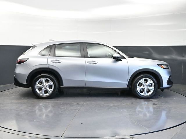 Certified 2025 Honda HR-V LX image 4
