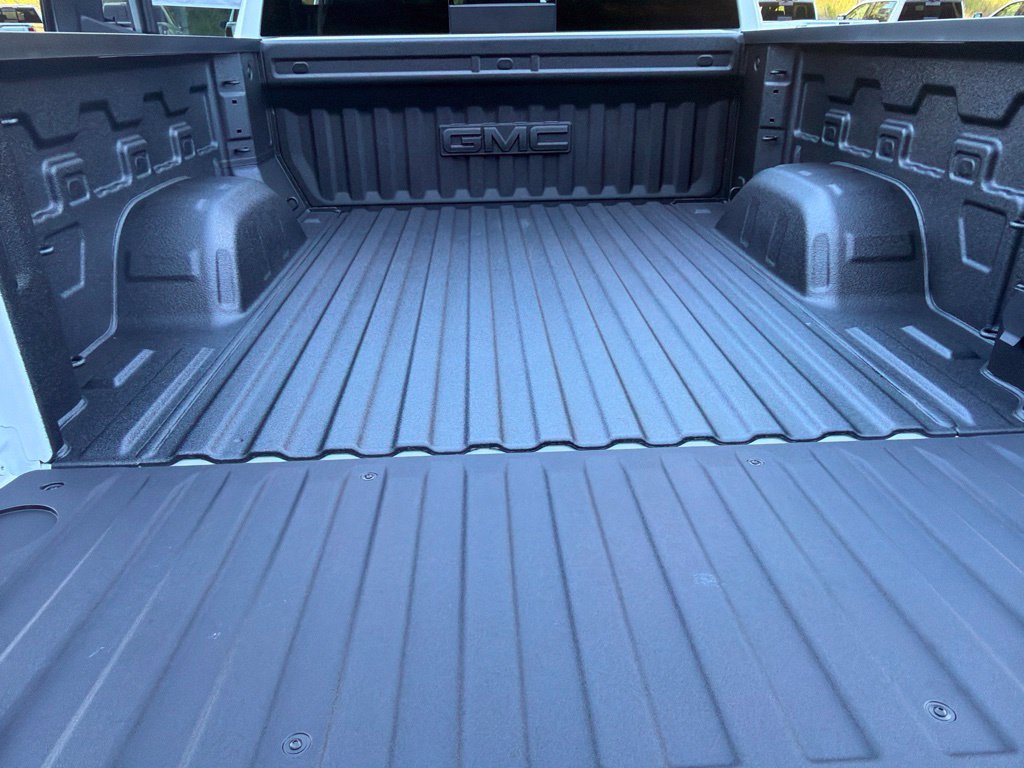 New 2026 GMC Sierra 1500 Elevation w/ Elevation Premium Package AWD/4WD image 13