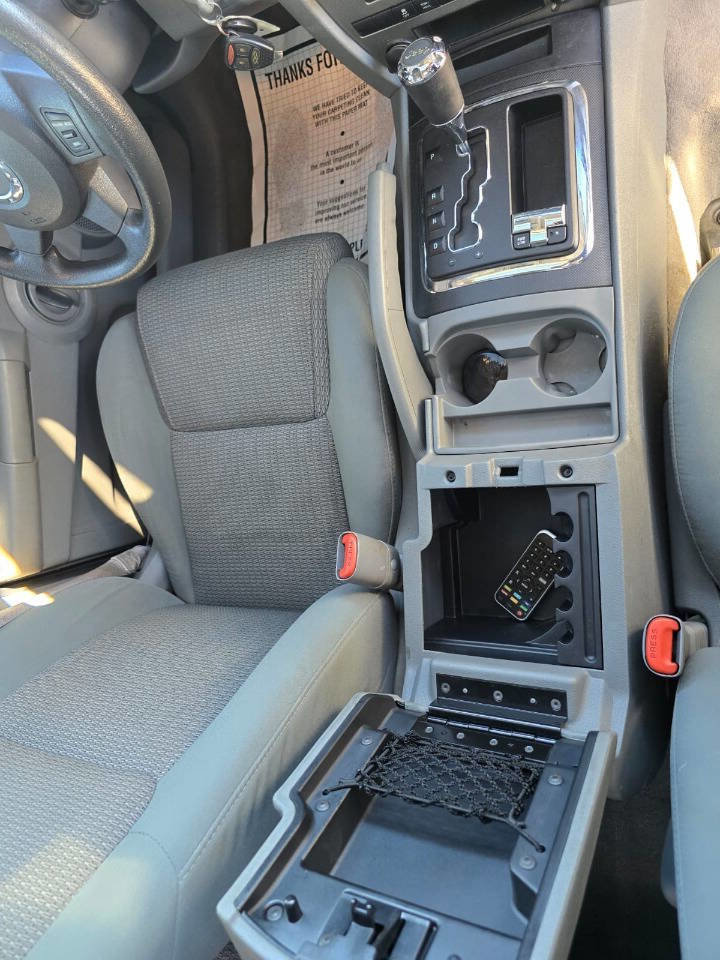 Used 2007 Jeep Commander Sport image 43