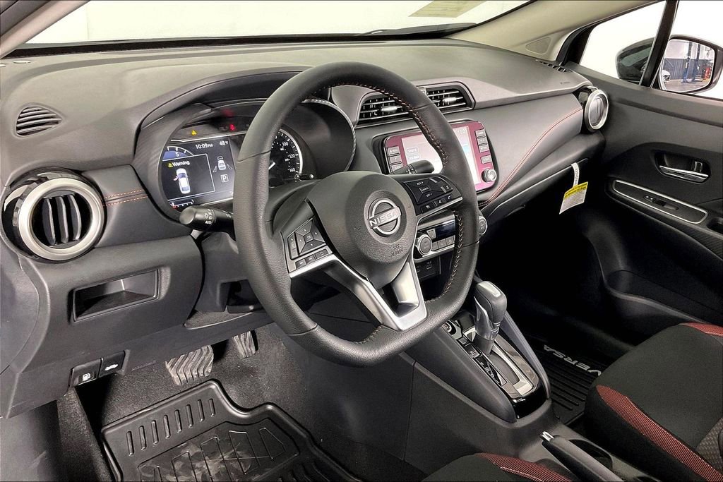 New 2025 Nissan Versa SR w/ Trunk Package image 8