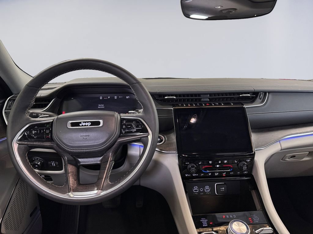 Used 2023 Jeep Grand Cherokee L Overland image 13
