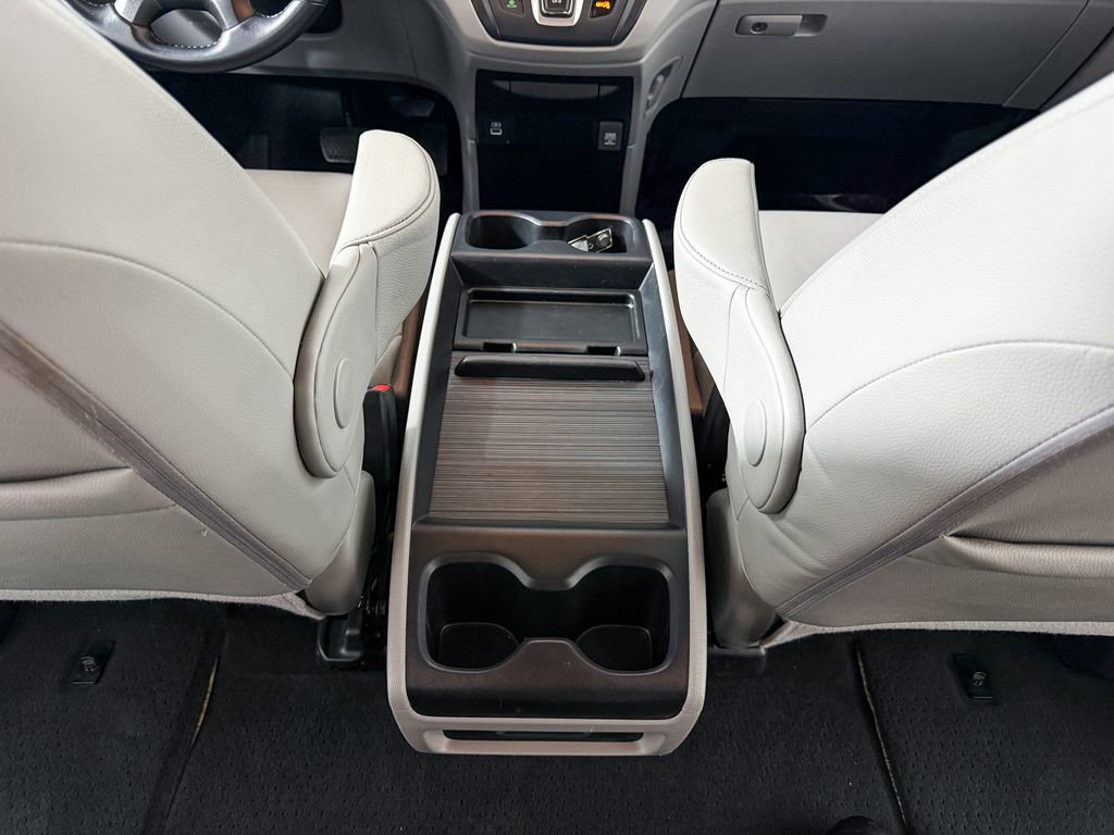 Used 2024 Honda Odyssey EX-L image 38