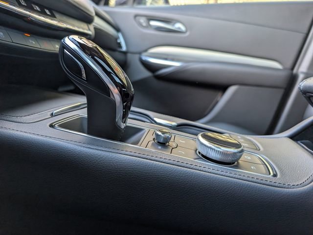 Used 2023 Cadillac XT4 Premium Luxury w/ Technology Package image 18