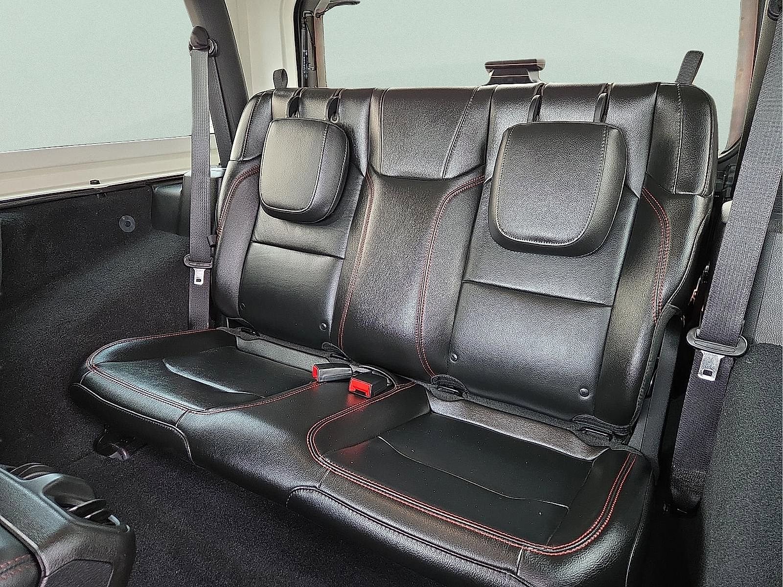 Used 2020 Jeep Wrangler Rubicon AWD/4WD image 10