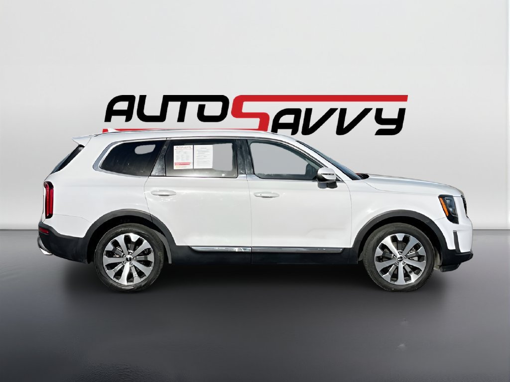 Used 2022 Kia Telluride EX w/ EX Premium Package FWD image 8