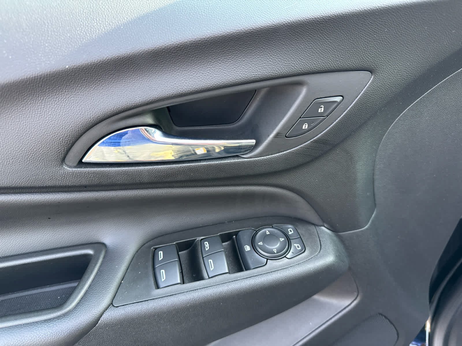 Certified 2022 Chevrolet Equinox LT FWD image 10