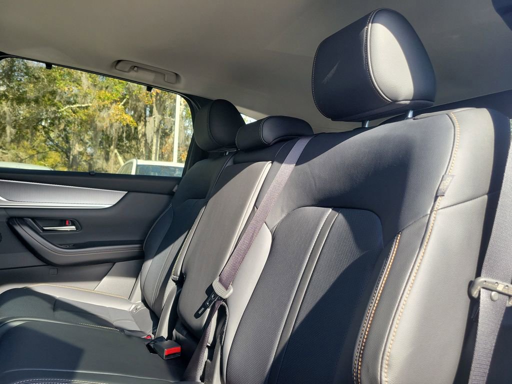 New 2026 MAZDA CX-90 Plug-In Hybrid w/ Preferred image 12