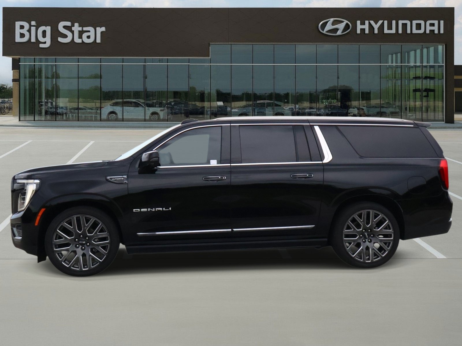 Used 2025 GMC Yukon XL Denali Ultimate AWD/4WD image 2
