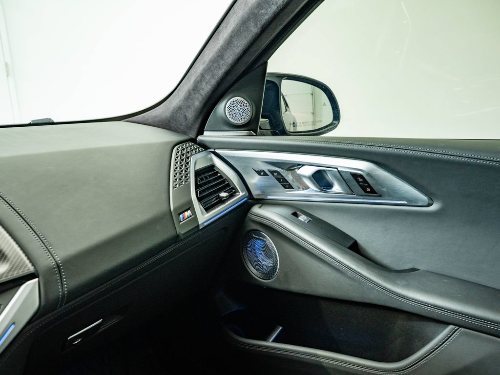 Used 2024 BMW XM AWD/4WD image 37