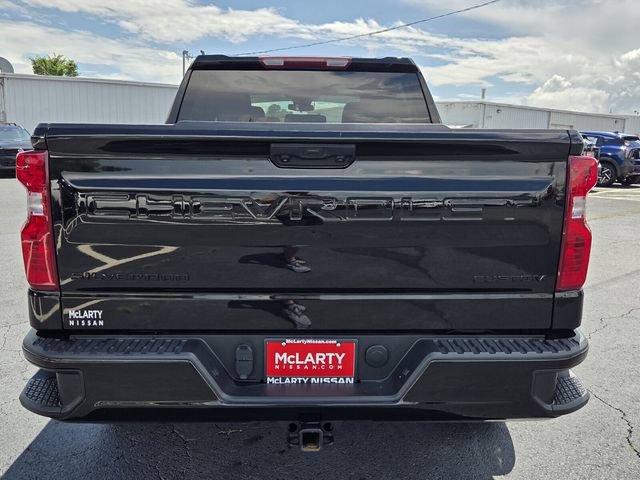 Used 2024 Chevrolet Silverado 1500 Custom w/ Turbomax Blackout Package AWD/4WD image 4