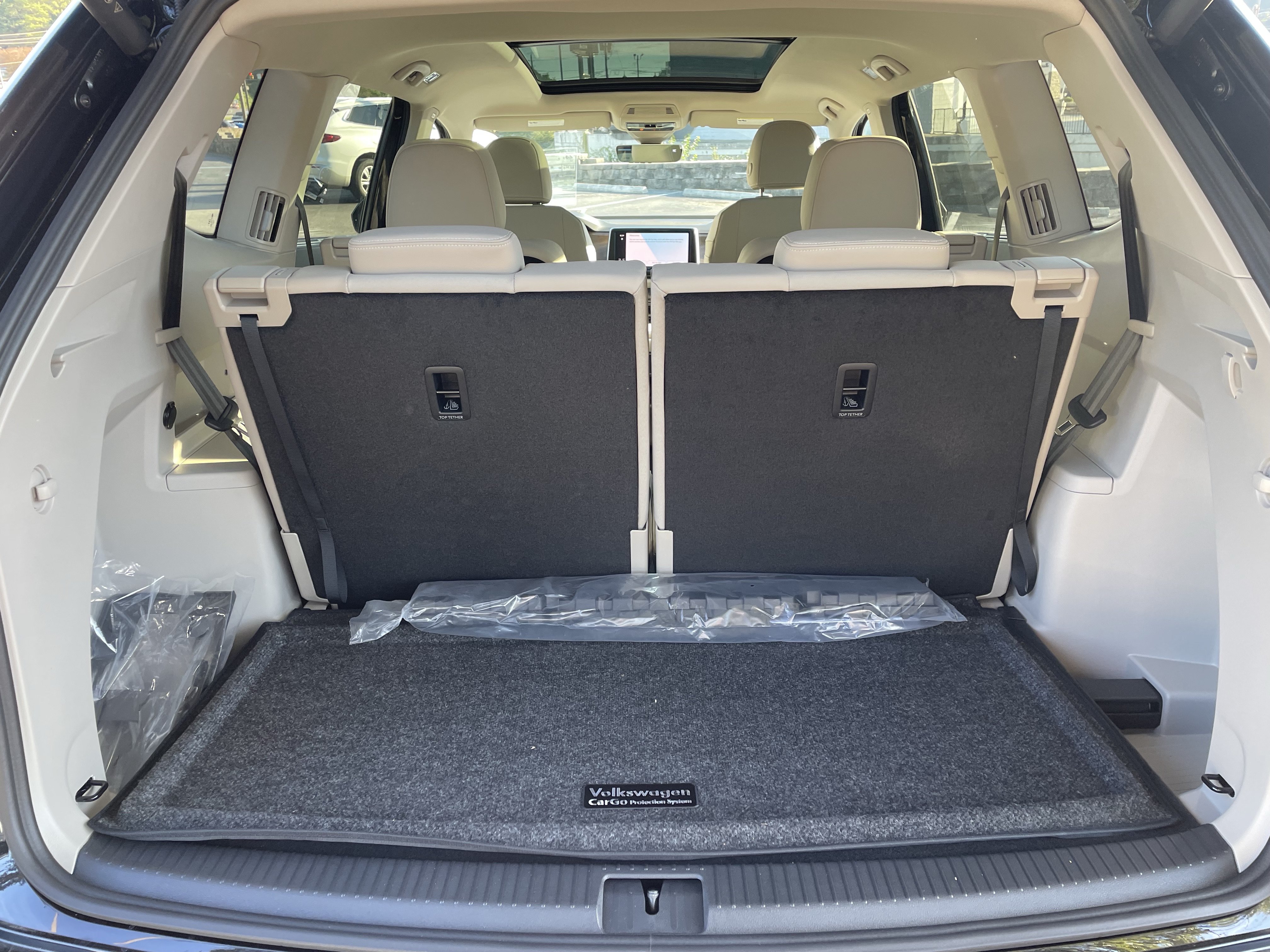 New 2026 Volkswagen Atlas SE FWD image 8