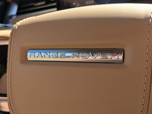 Certified 2025 Land Rover Range Rover SV AWD/4WD image 30