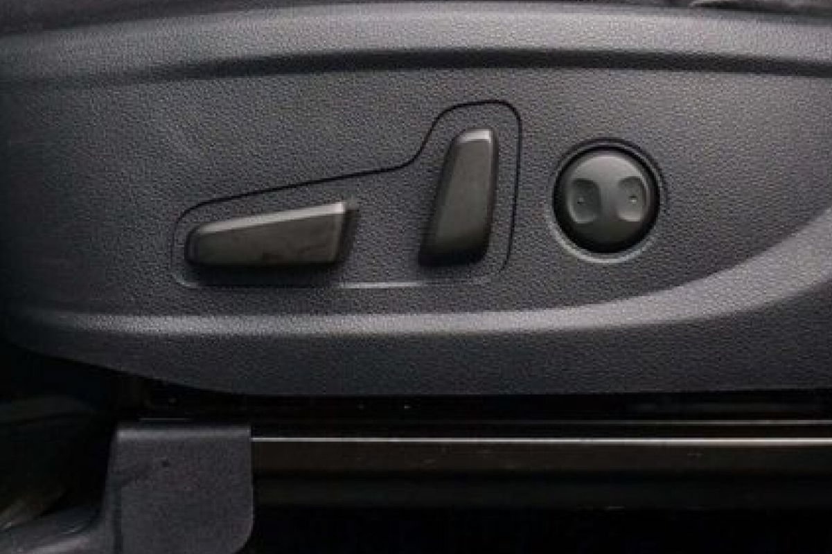 Used 2020 Hyundai Santa Fe SEL AWD/4WD image 14