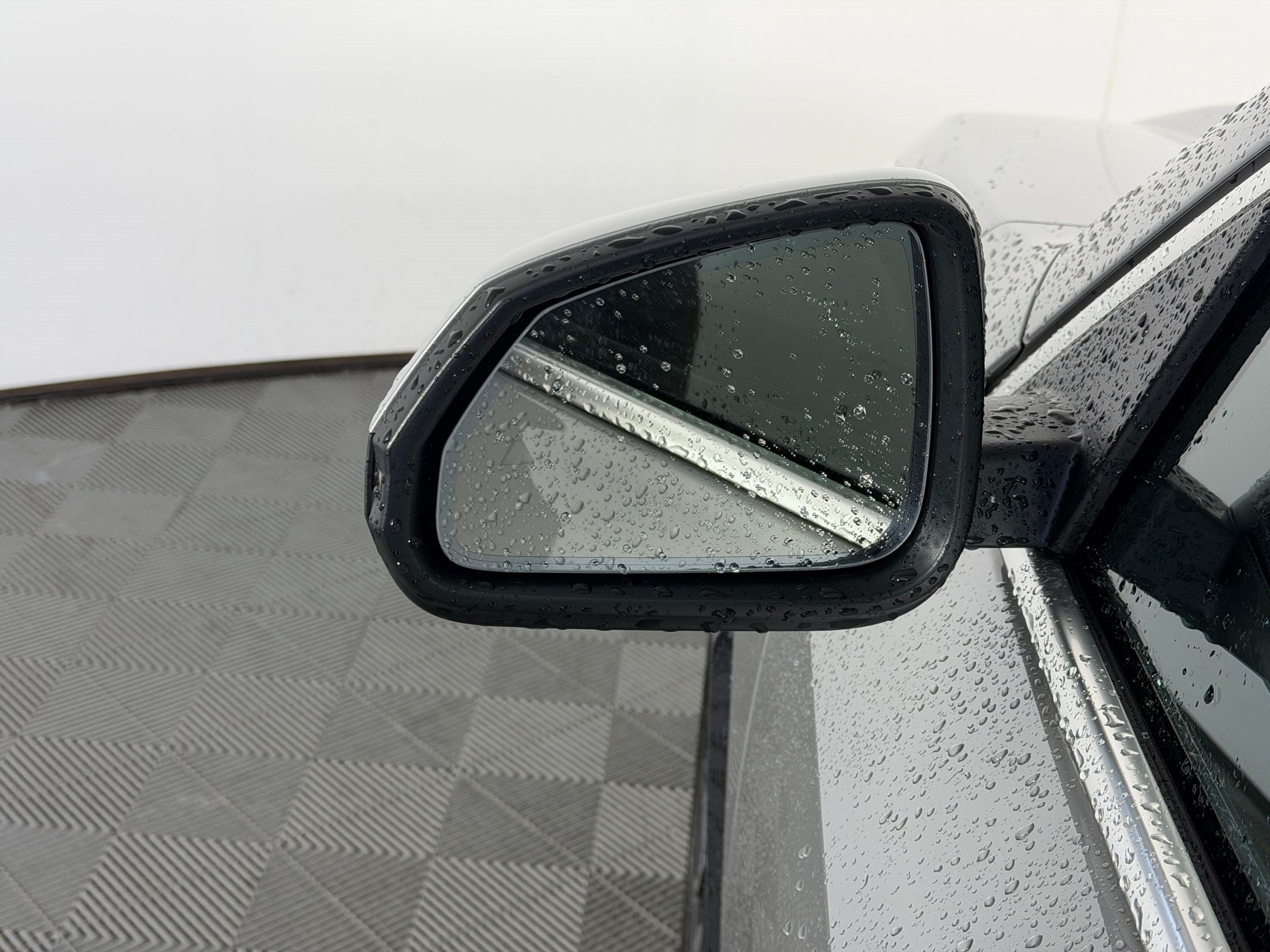 Used 2026 BMW X1 xDrive28i AWD/4WD image 21