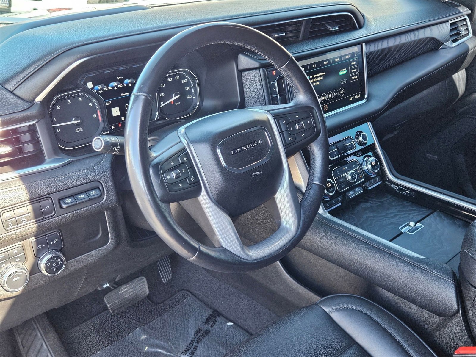 Used 2021 GMC Yukon Denali image 12