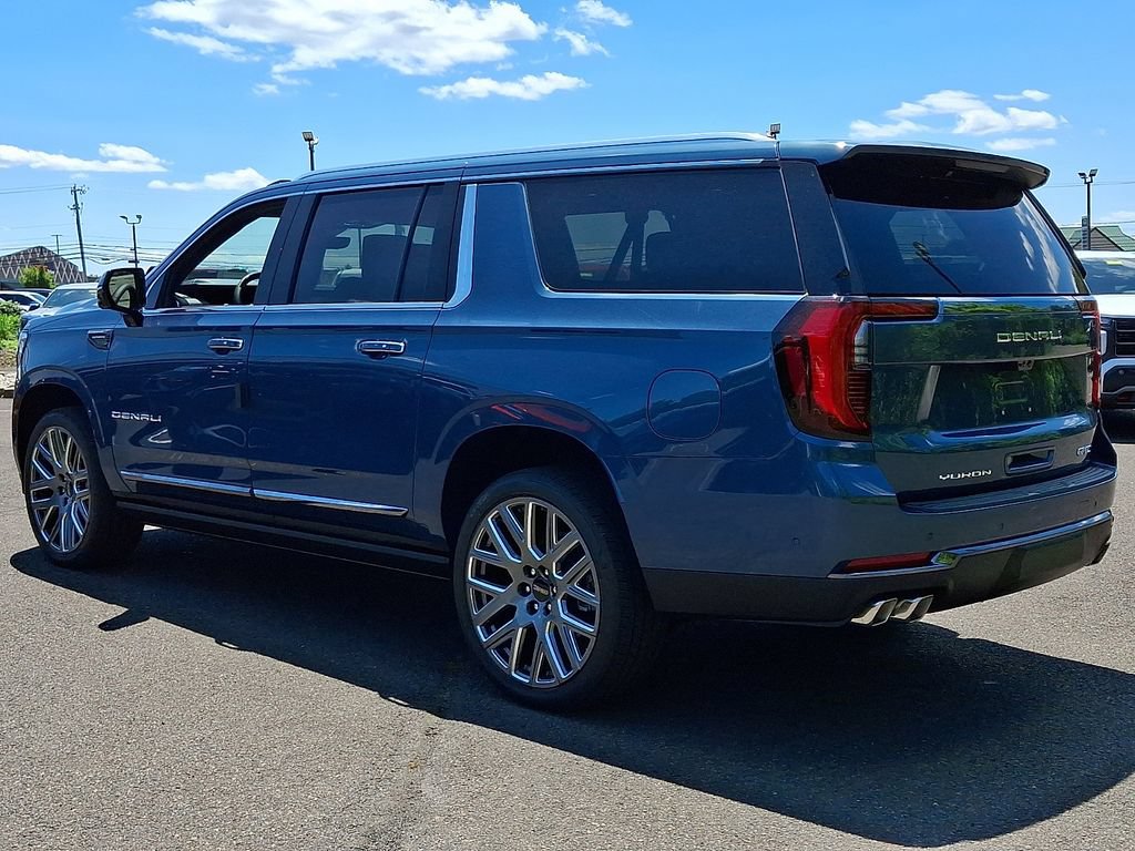 New 2026 GMC Yukon XL Denali Ultimate AWD/4WD image 3