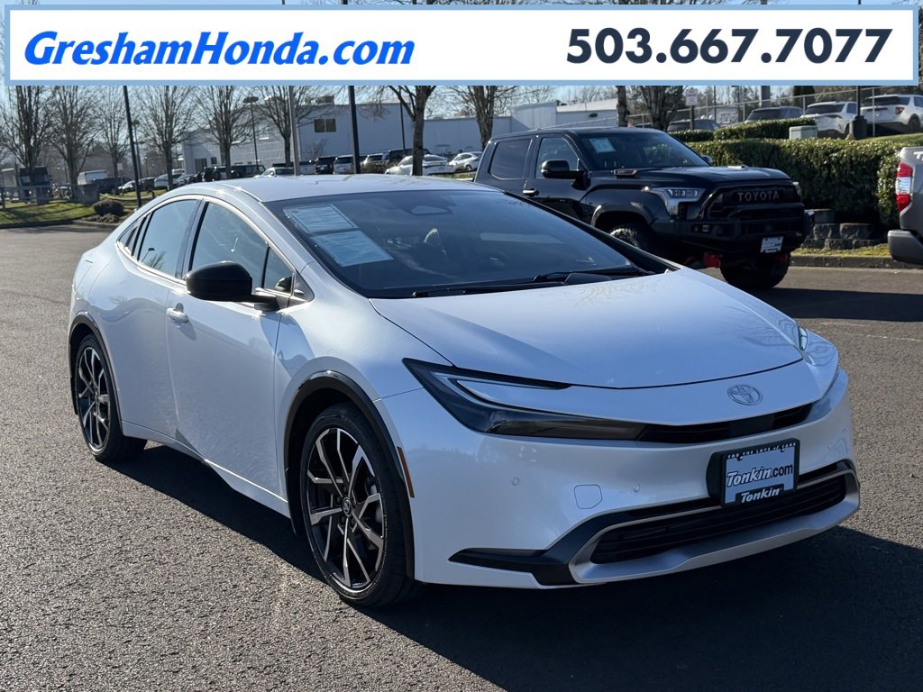 Used 2024 Toyota Prius Prime image 1