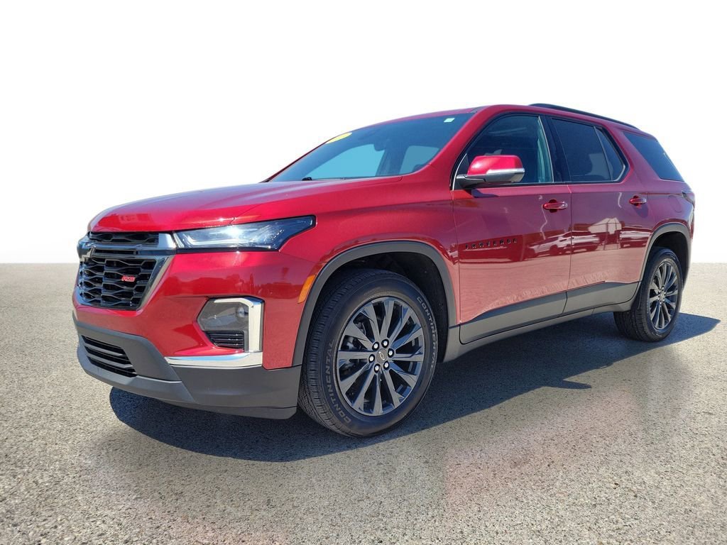 Used 2023 Chevrolet Traverse RS AWD/4WD image 2