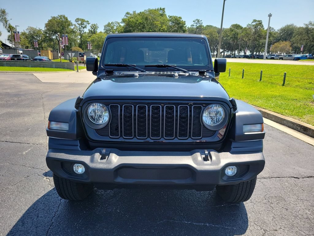 Used 2024 Jeep Wrangler Unlimited Sport AWD/4WD image 7