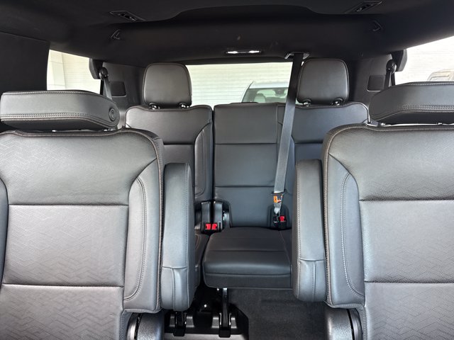 Used 2021 Chevrolet Tahoe High Country w/ Premium Package AWD/4WD image 25