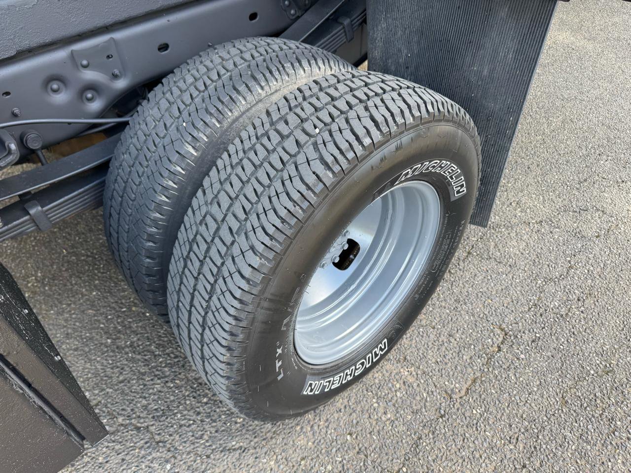 Used 2010 Ford F350 XL RWD image 49