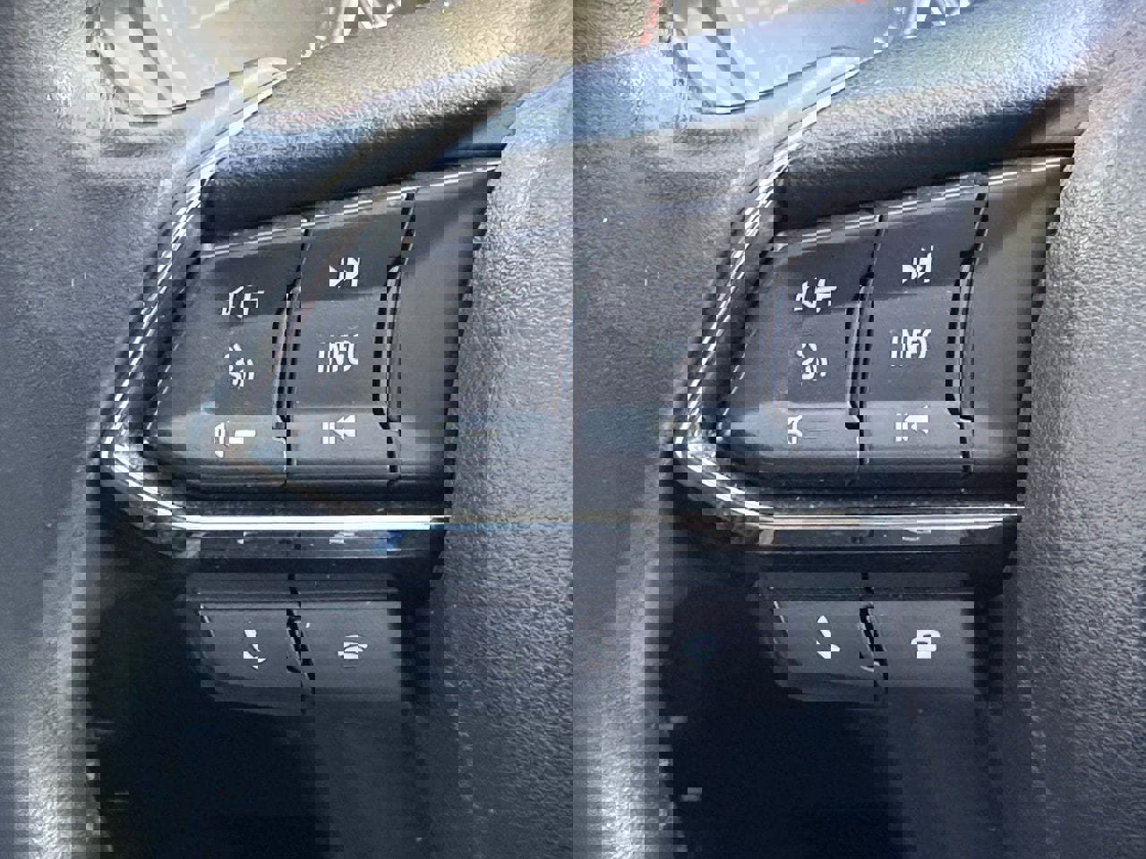 Used 2019 MAZDA CX-5 Touring image 28