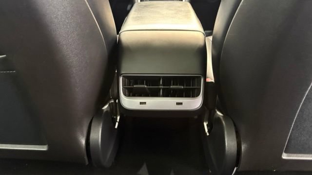 Used 2020 Tesla Model 3 Standard Range Plus RWD image 26