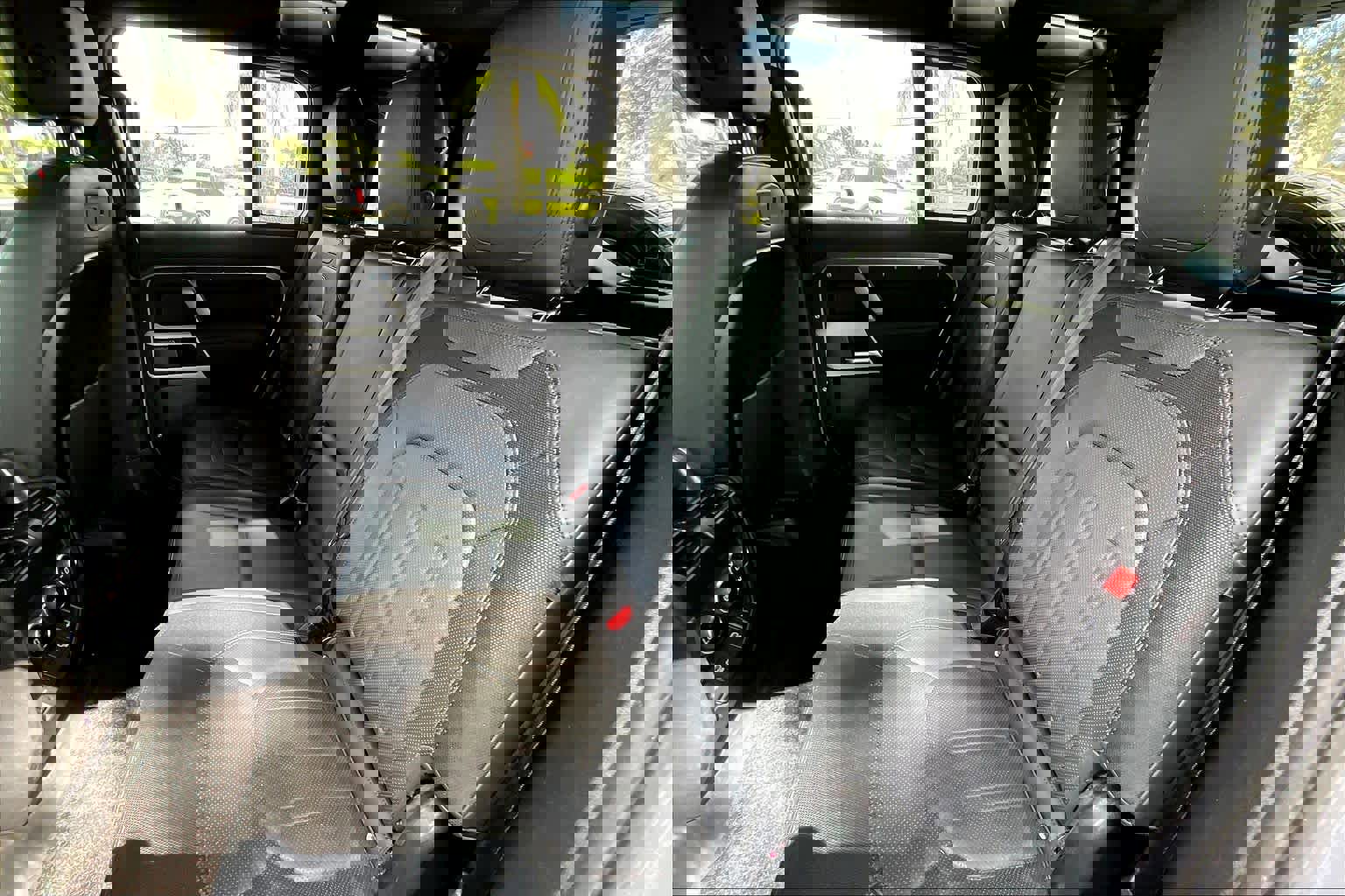 Used 2022 Land Rover Defender 110 X-Dynamic HSE image 20