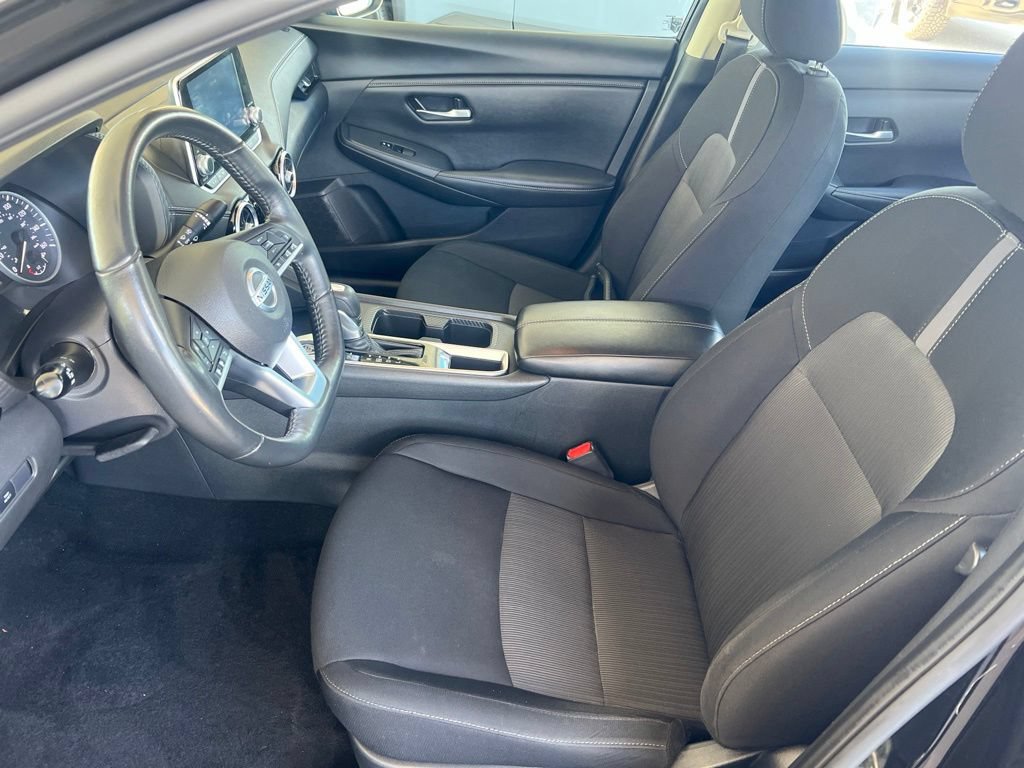 Certified 2023 Nissan Sentra SV w/ All-Weather Package FWD image 4
