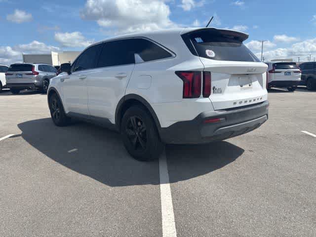 Used 2022 Kia Sorento LX FWD image 3