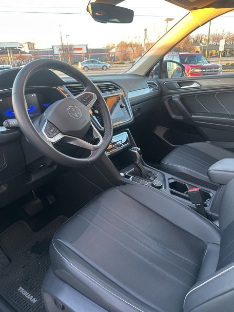 Used 2022 Volkswagen Tiguan SE image 20