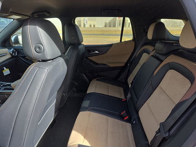 New 2026 Chevrolet Equinox ACTIV image 7