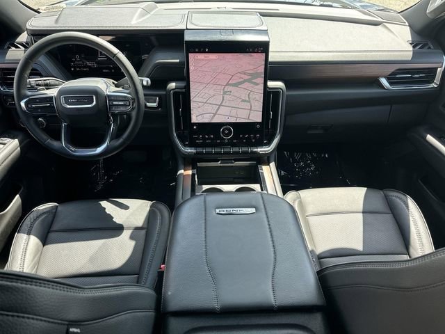 Used 2025 GMC Yukon XL Denali AWD/4WD image 19